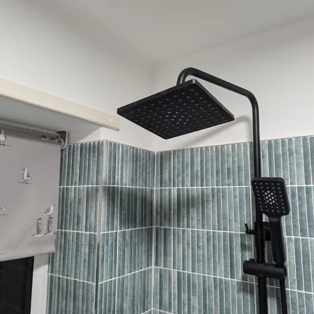 Chapel Allerton - Free Parking - Walk To Everything Apartment